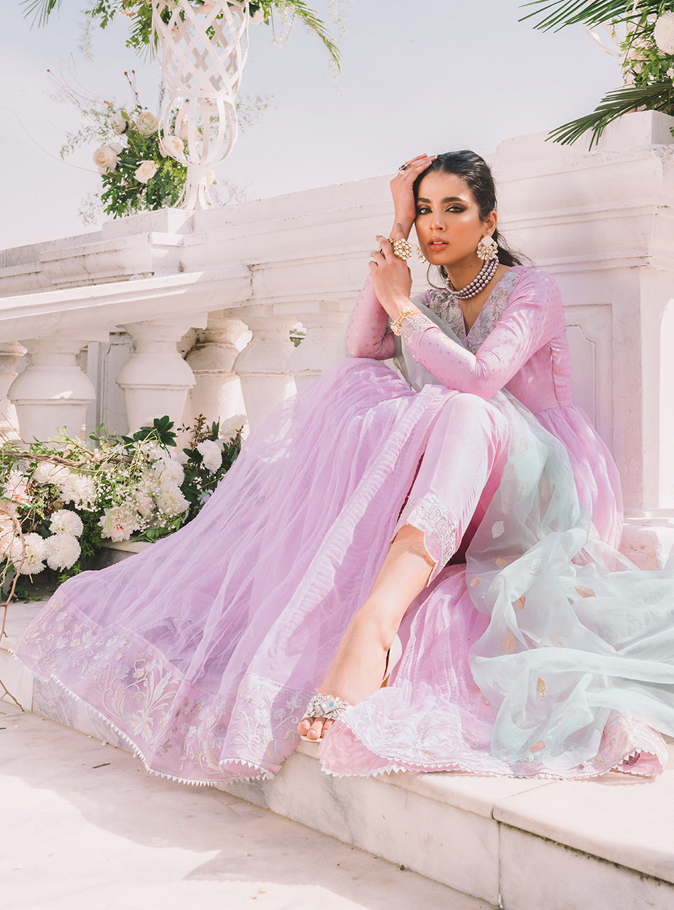 Zainab Chottani | Semi Formals | LAVENDER LOVE