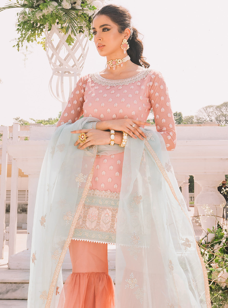 Zainab Chottani | Semi Formals | BLUSHING QUARTZ