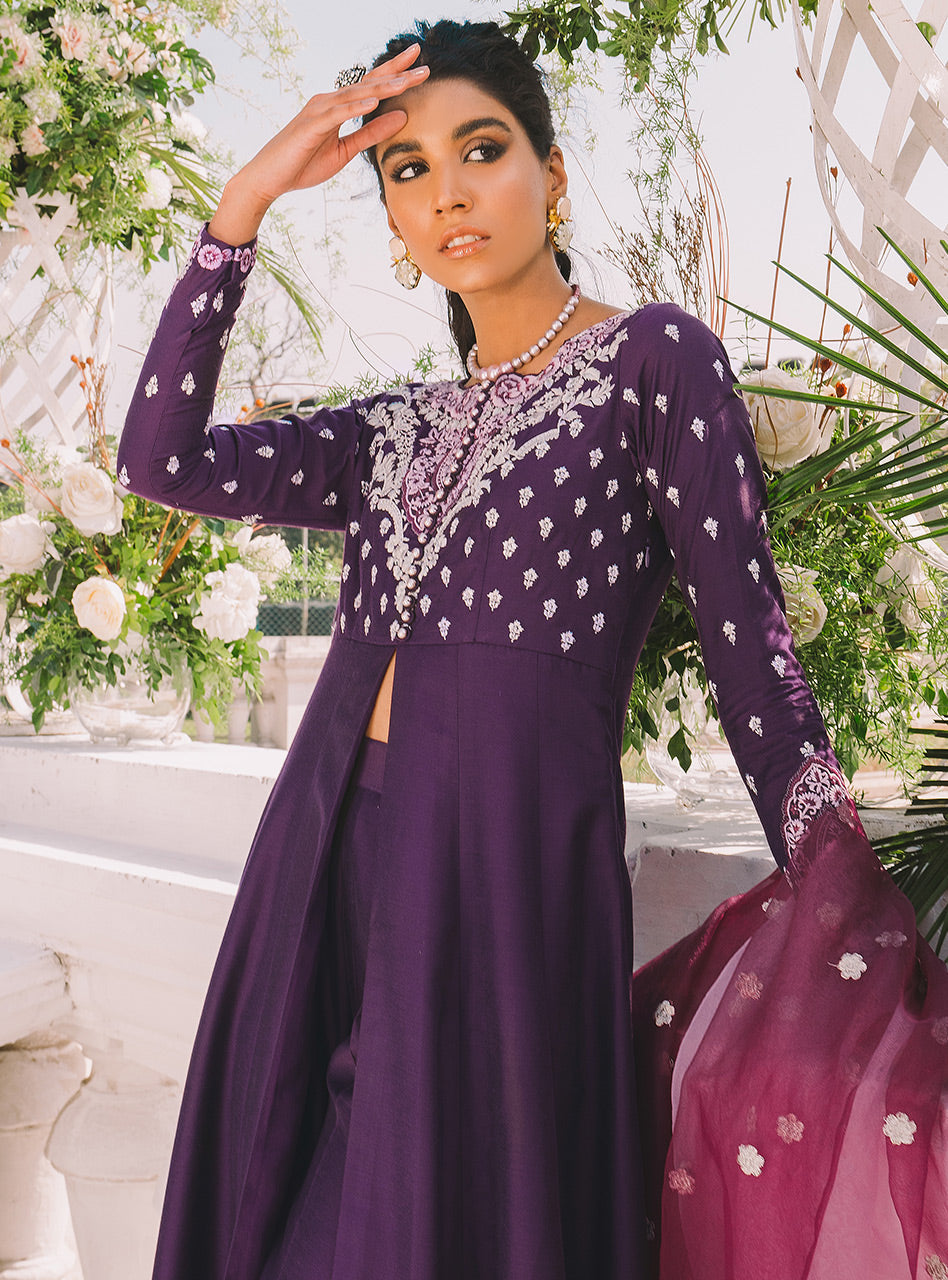 Zainab Chottani | Semi Formals | POWERFUL PURPLE