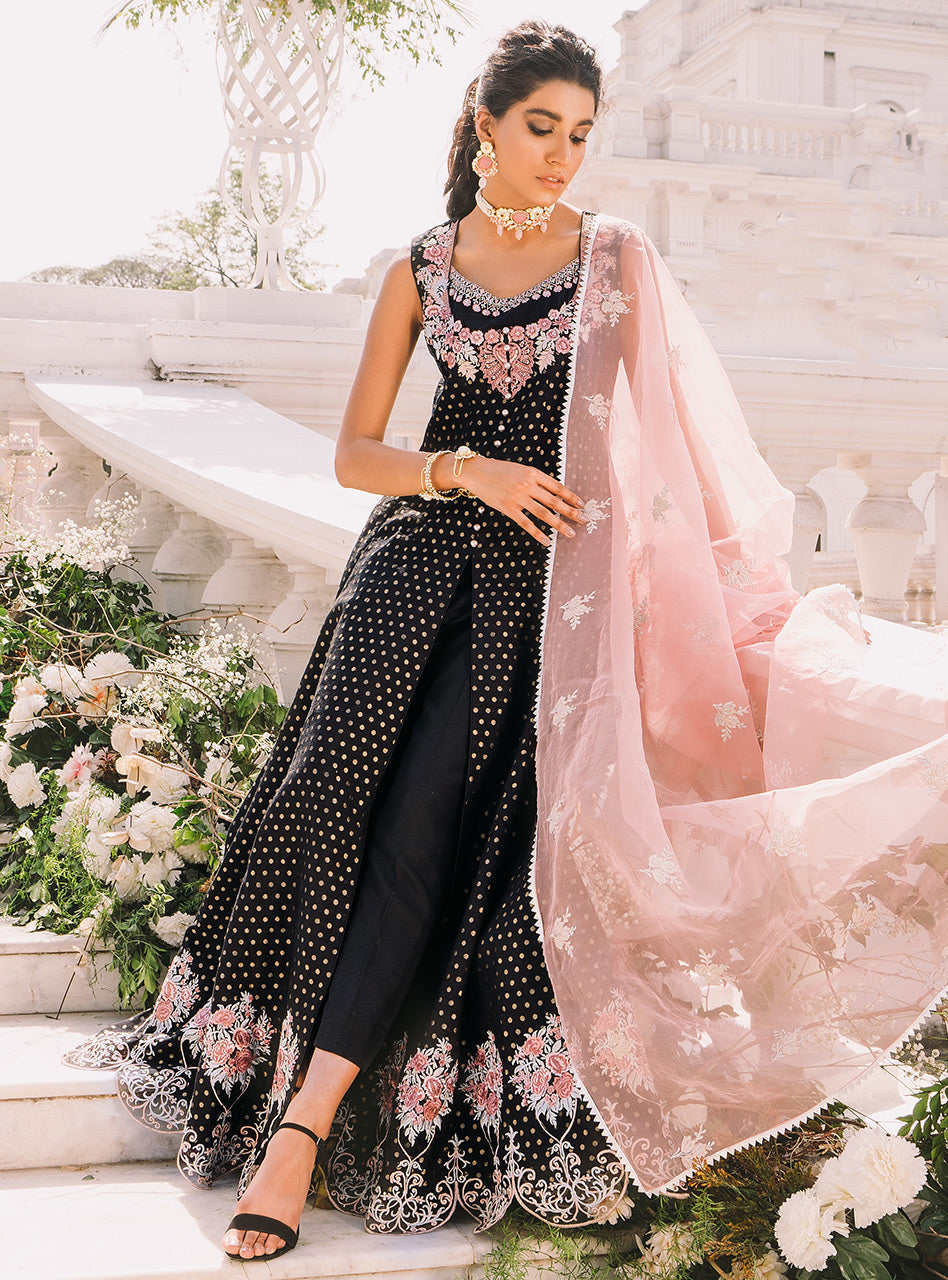 Zainab Chottani | Semi Formals | NIGHT TULIP