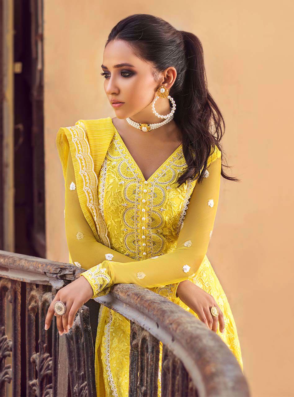 Zainab Chottani | Luxury Pret | SOOTHING SNOB