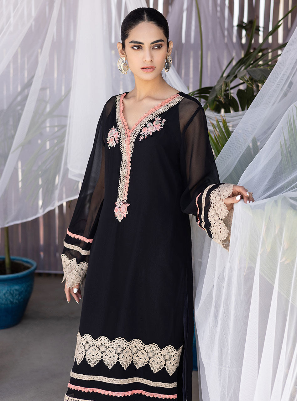 Zainab Chottani | Luxury Pret | DIM NOIR