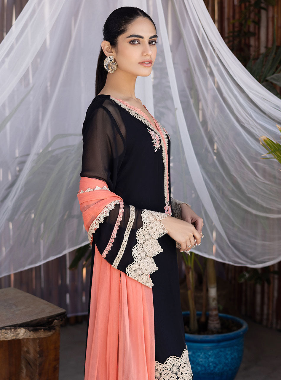 Zainab Chottani | Luxury Pret | DIM NOIR