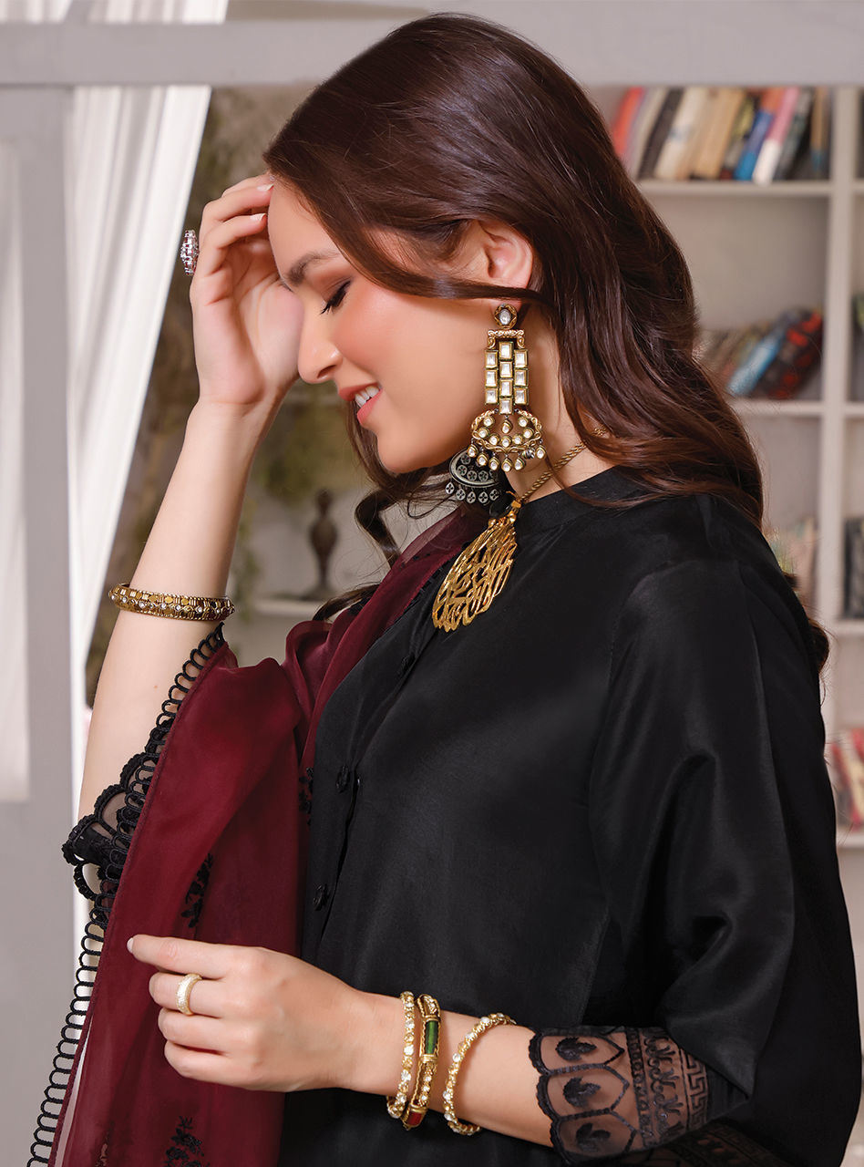 Zainab Chottani | Luxury Pret | DUSKY GLAM