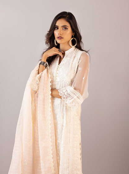 Zainab Chottani | Luxury Pret | WHITE FLORA