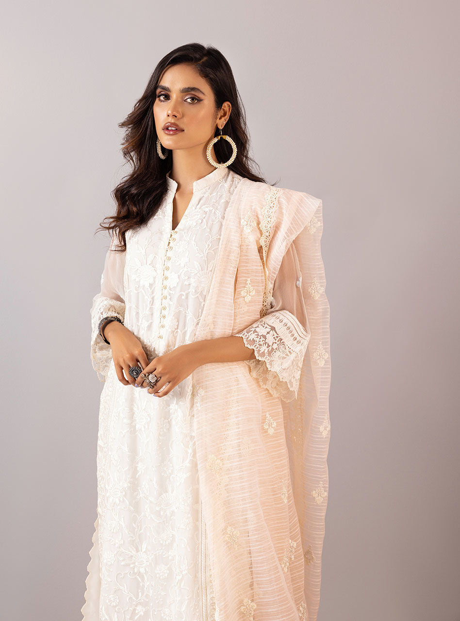 Zainab Chottani | Luxury Pret | WHITE FLORA