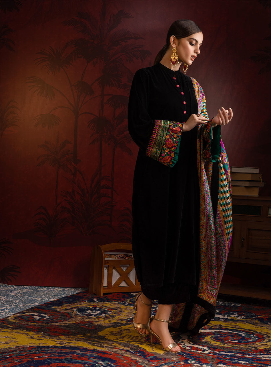 Zainab Chottani | Luxury Pret | ELYANA