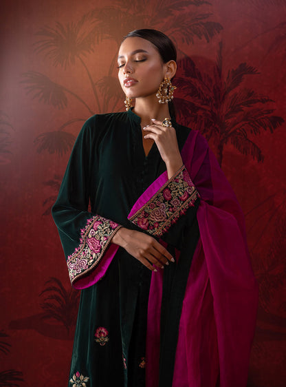 Zainab Chottani | Luxury Pret | SYARA