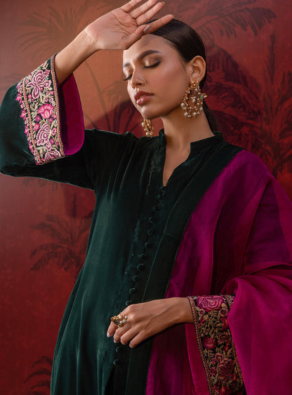 Zainab Chottani | Luxury Pret | SYARA