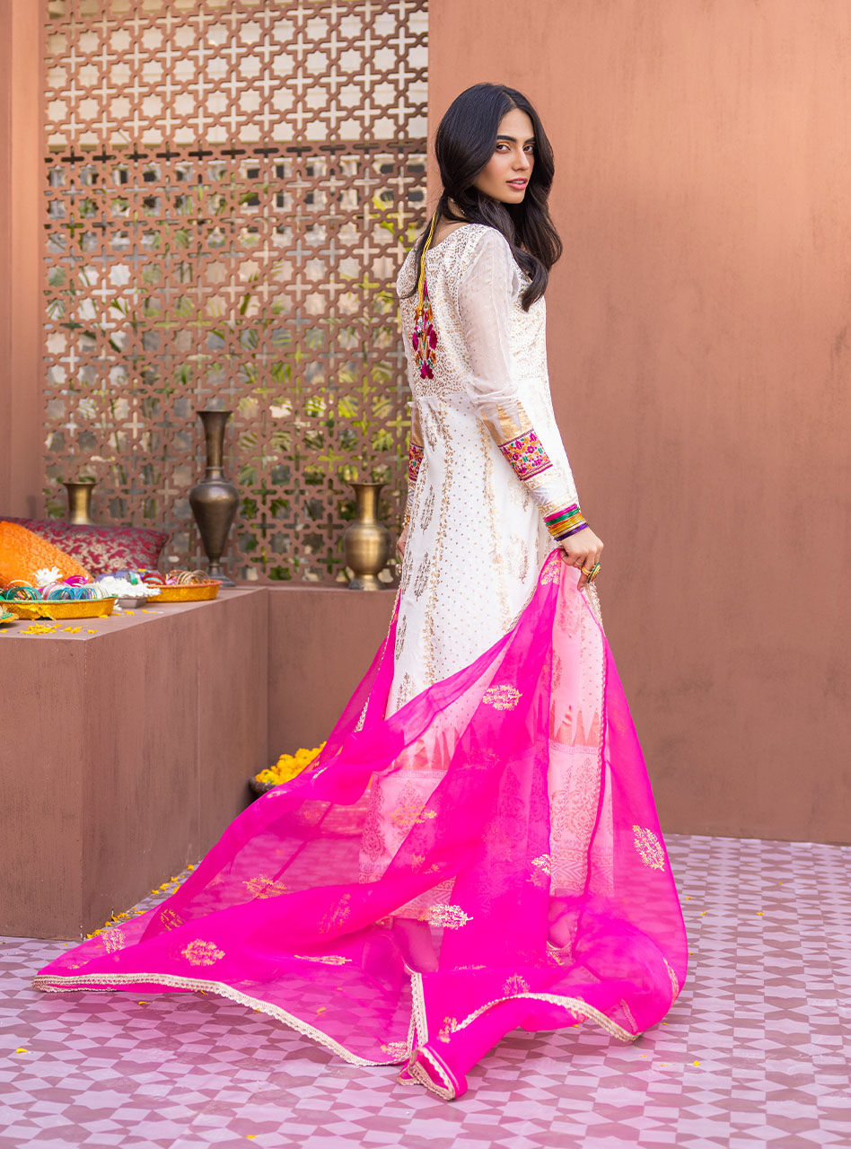 Zainab Chottani | Luxury Pret | SOFEEYA