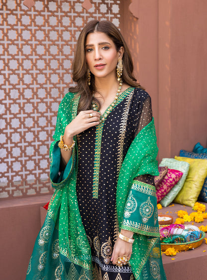 Zainab Chottani | Luxury Pret | SAHAR