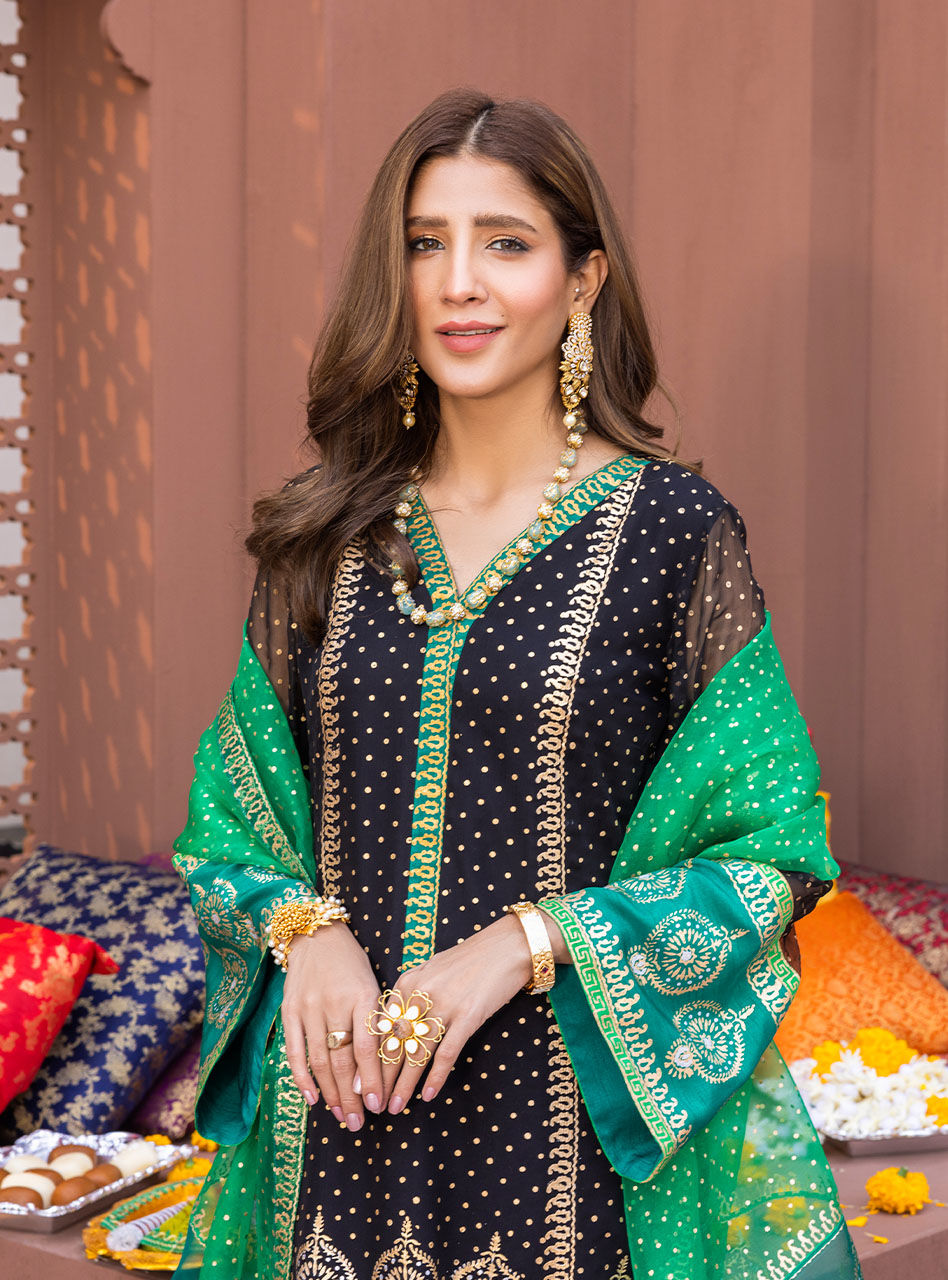Zainab Chottani | Luxury Pret | SAHAR