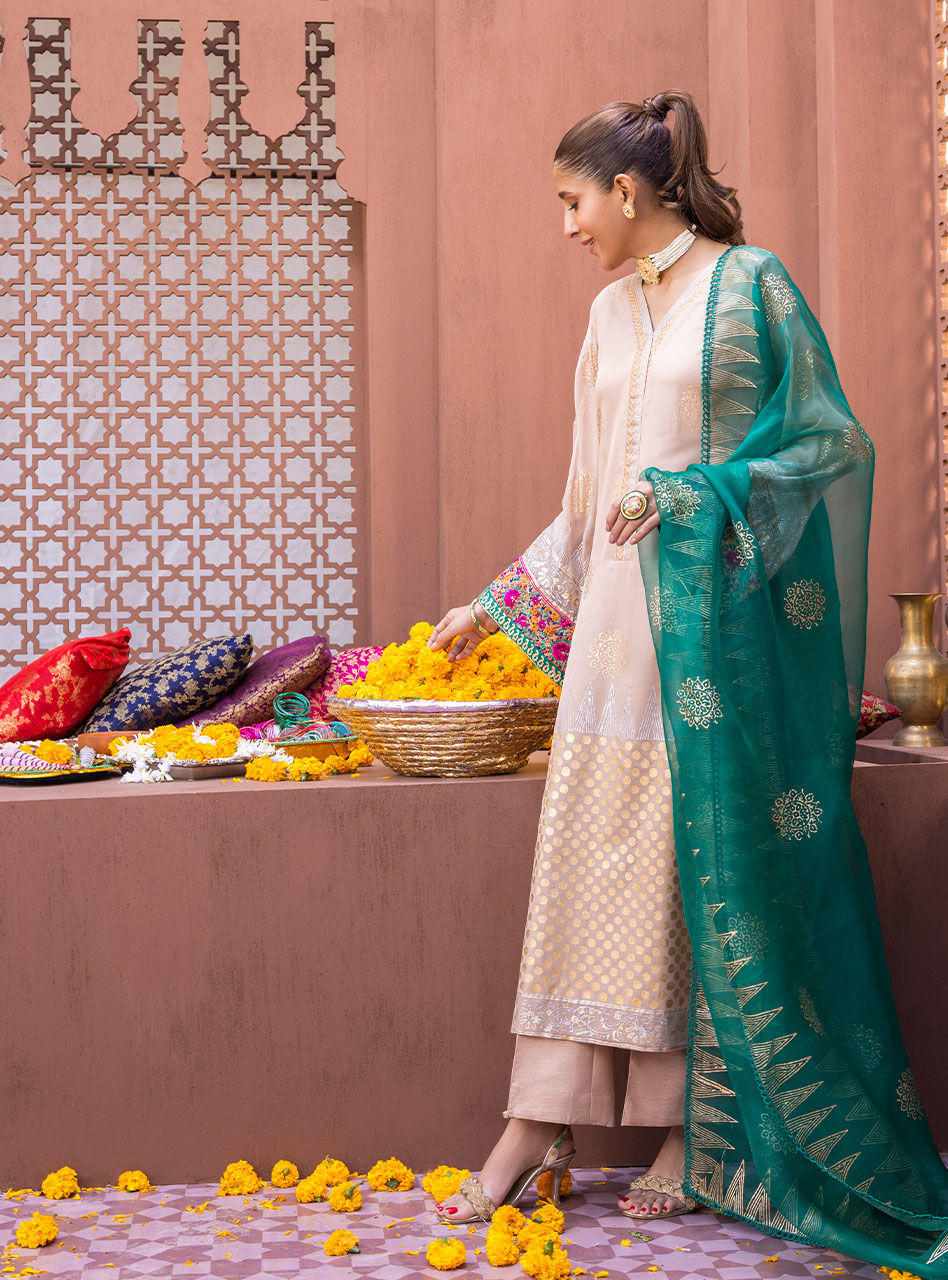 Zainab Chottani | Luxury Pret | ZHALEY