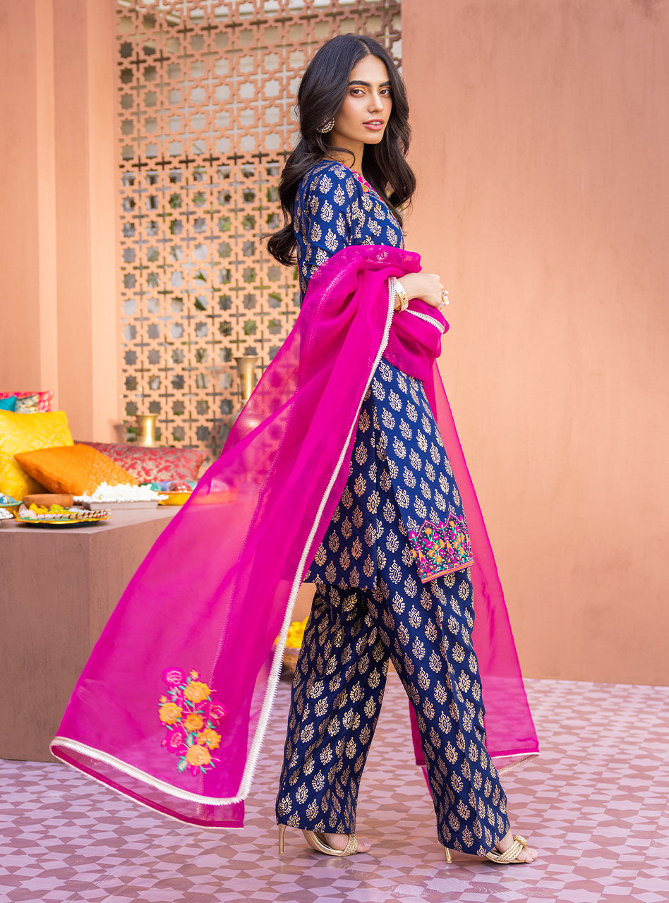 Zainab Chottani | Luxury Pret | MEHR