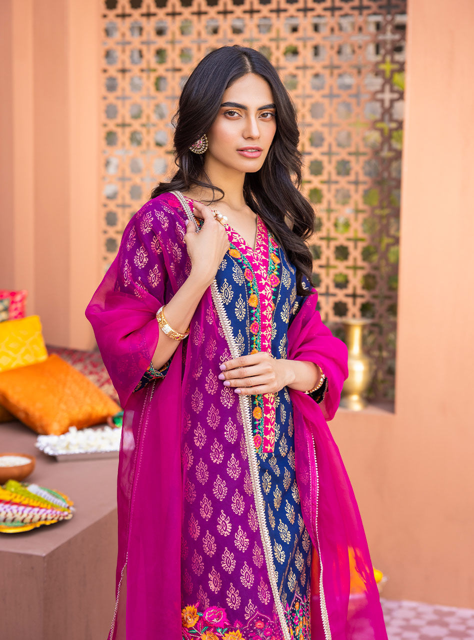 Zainab Chottani | Luxury Pret | MEHR