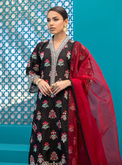 Zainab Chottani | Luxury Pret | BLACK ROSE - D 80