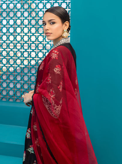 Zainab Chottani | Luxury Pret | BLACK ROSE - D 80