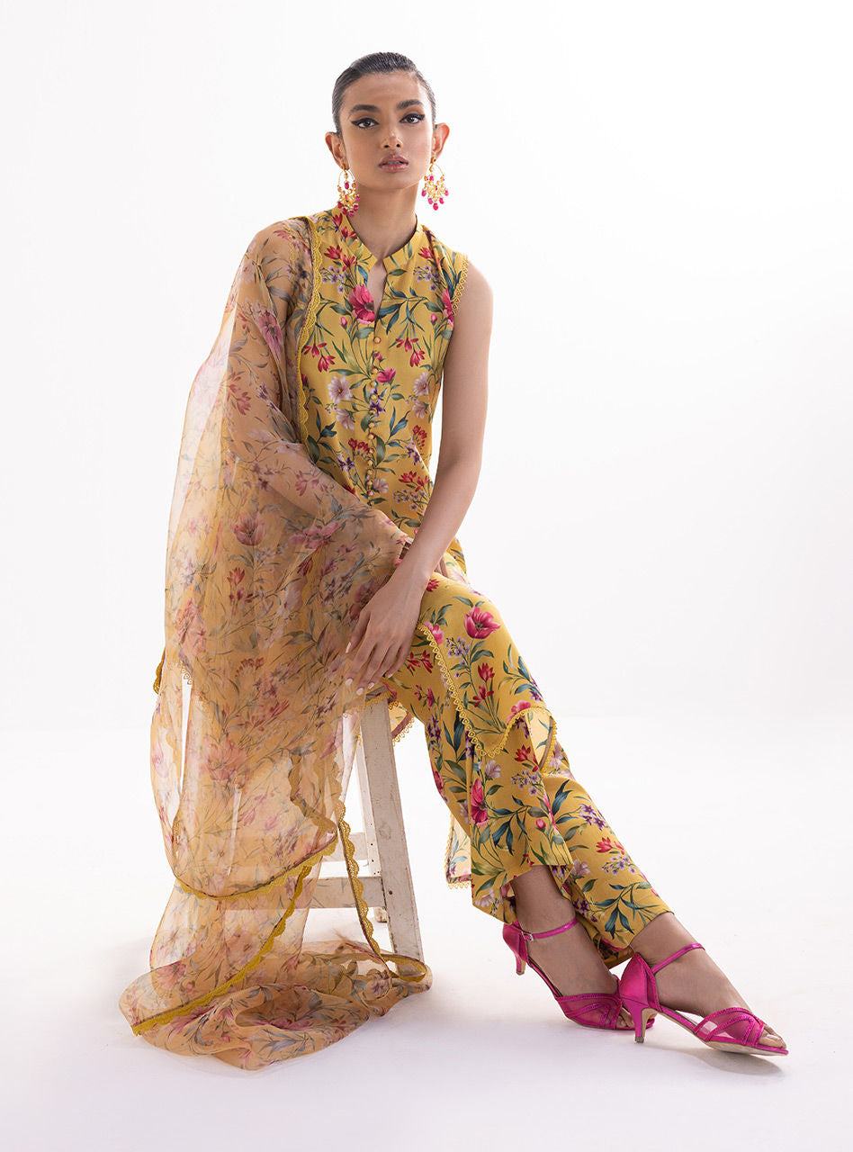 Zainab Chottani | Luxury Pret | NARGIS