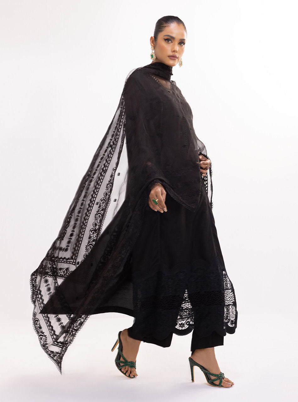 Zainab Chottani | Luxury Pret | MAHEER