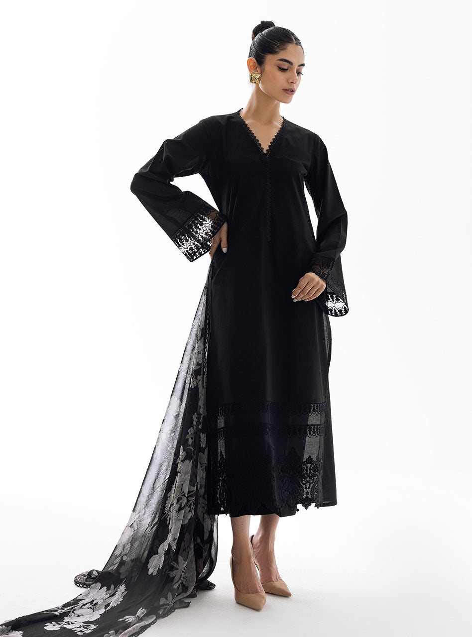 Zainab Chottani | Casual Pret | BLACK GLAZE