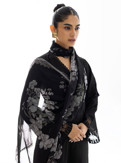 Zainab Chottani | Casual Pret | BLACK GLAZE