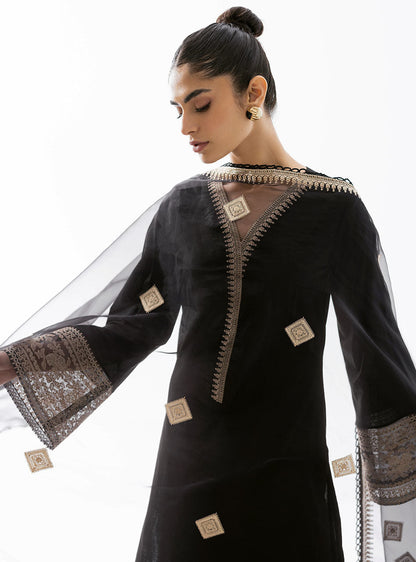 Zainab Chottani | Casual Pret | DARK DOVE