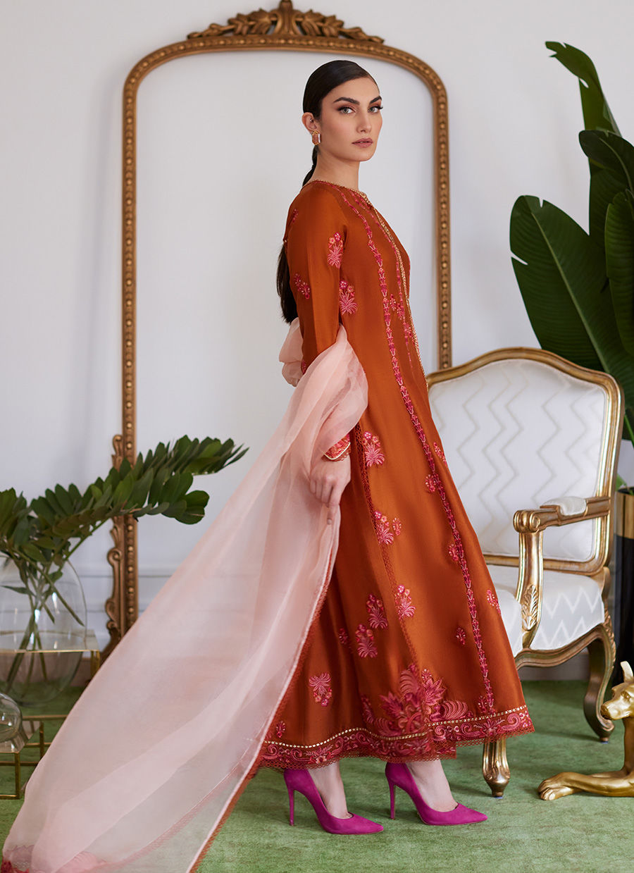 Farah Talib Aziz | Luna Eid Collection 24 | SENEERA