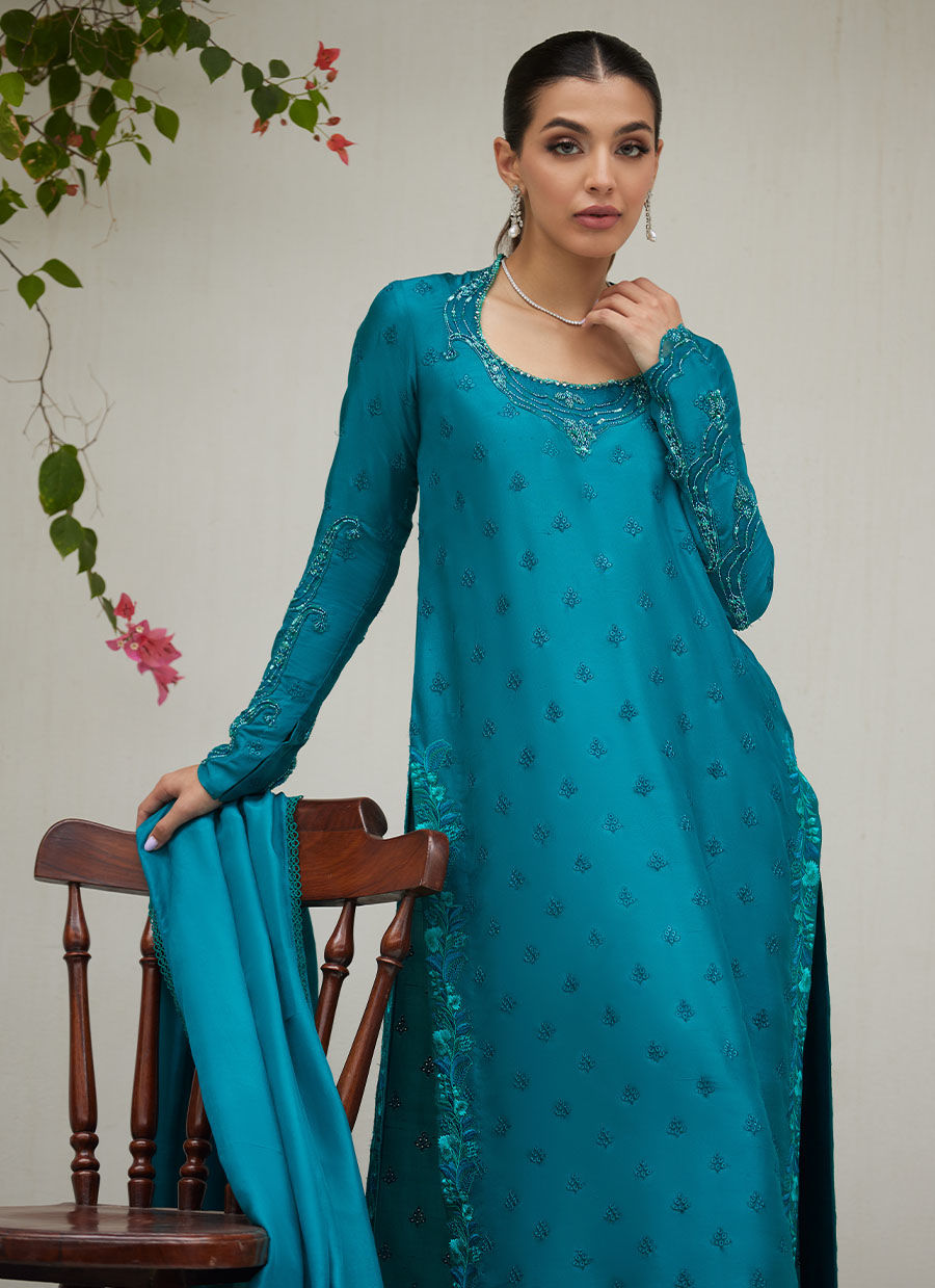 Farah Talib Aziz | Designer Picks 24 | PERSIAN GREEN EMBROIDERED AND EMBELLISHED RAW SILK SHIRT WITH DUPATTA
