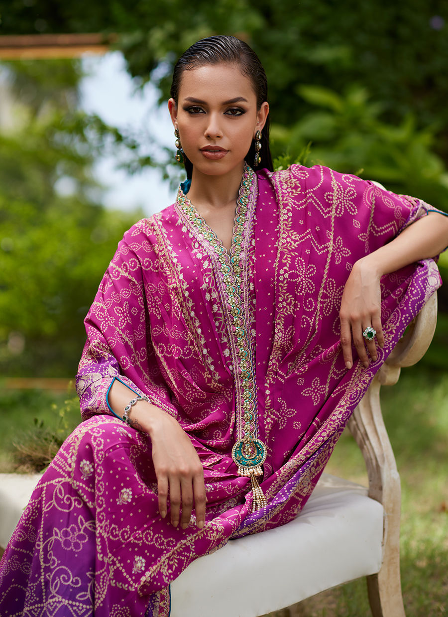 Farah Talib Aziz | Mayna Festive Prints 24 | Zahli Magenta Ombre Kaftan