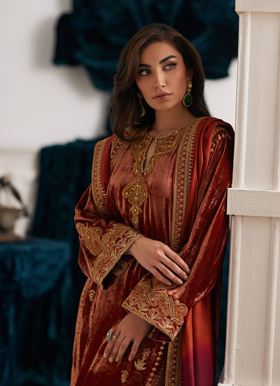 Farah Talib Aziz | Velvets The After Party | GRAZIELA SHIRT AND DUPATTA