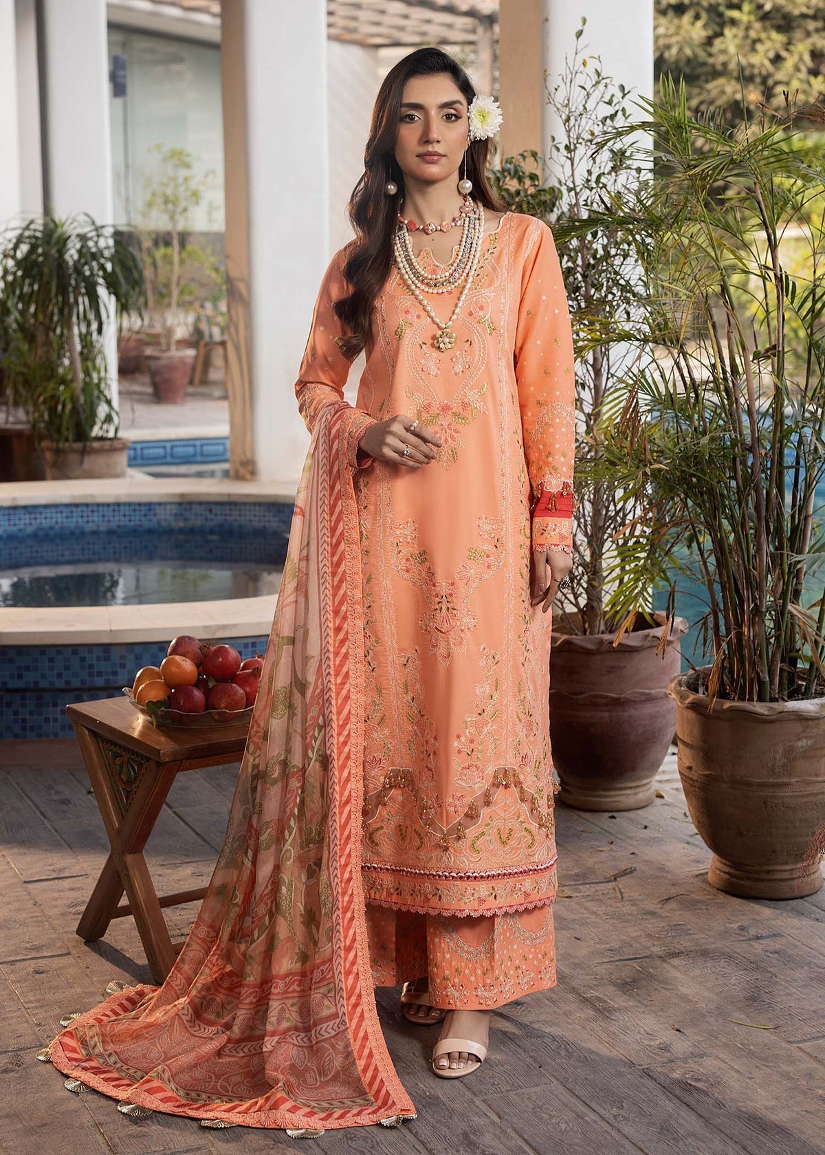 Shurooq | Luxury Lawn 25 | Zyra