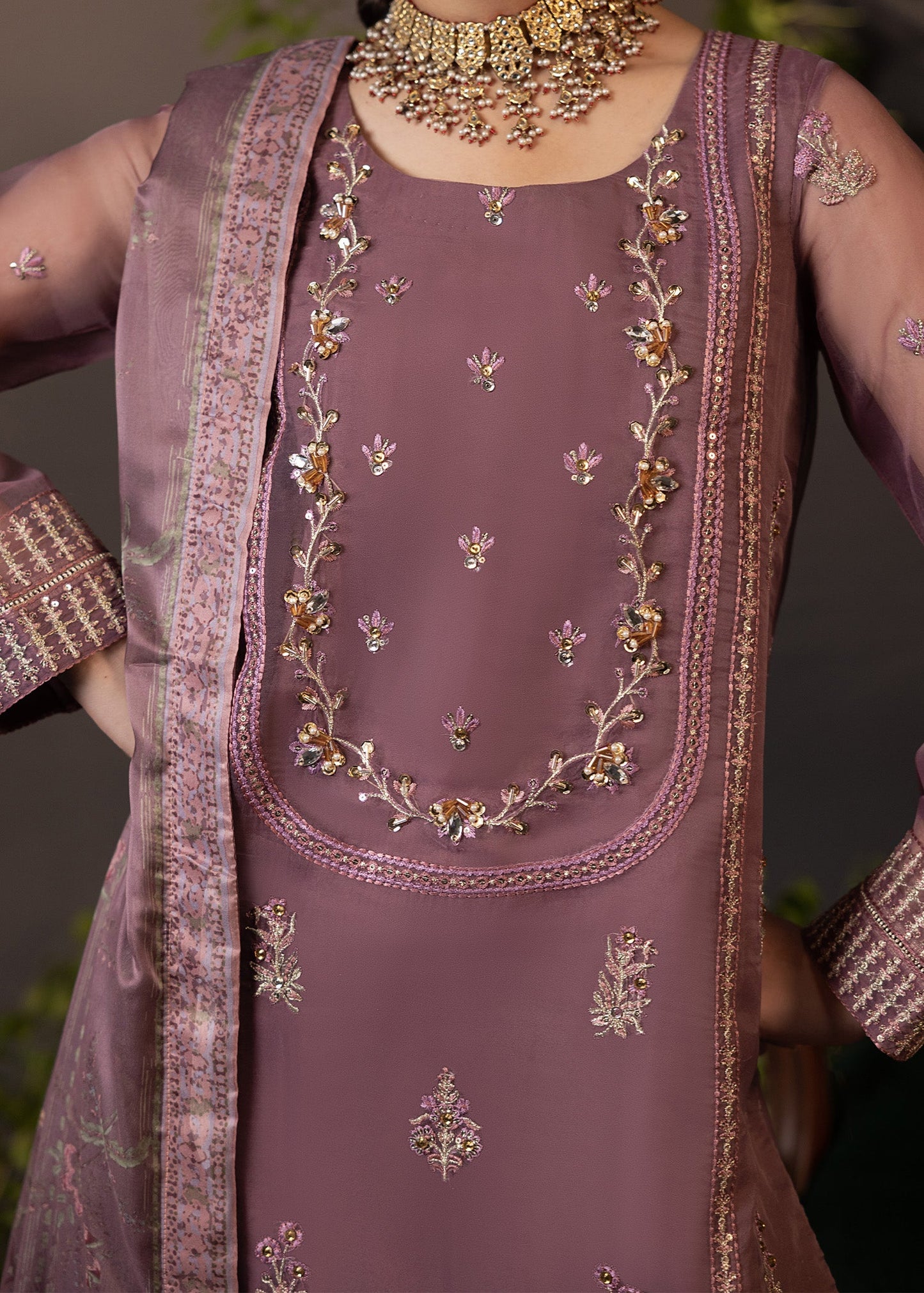 Shurooq | Garden of Dream | Lily
