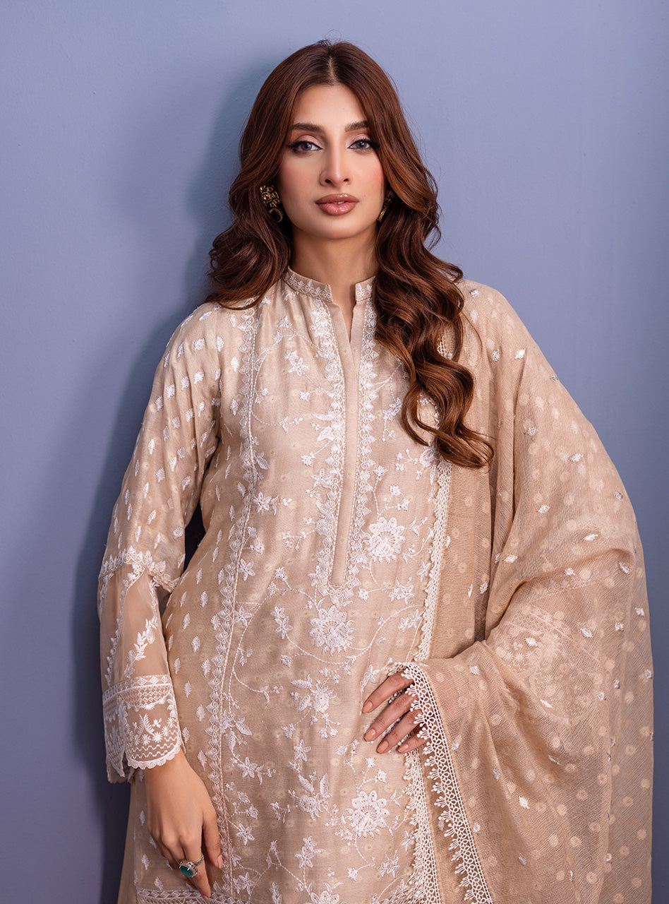 Zainab Chottani | Luxury Pret | RANIYA