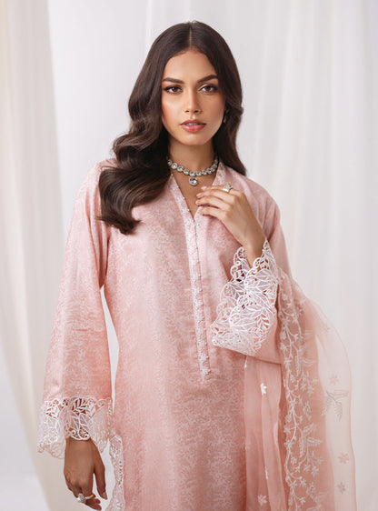 Zainab Chottani | Luxury Pret | NEEFA