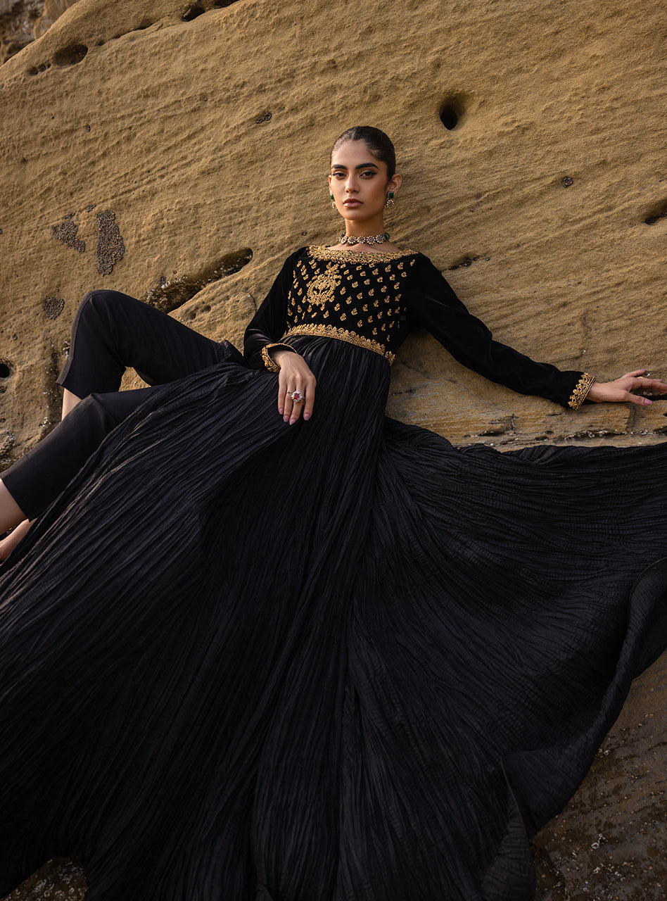 Zainab Chottani | Semi Formals | SAHARA