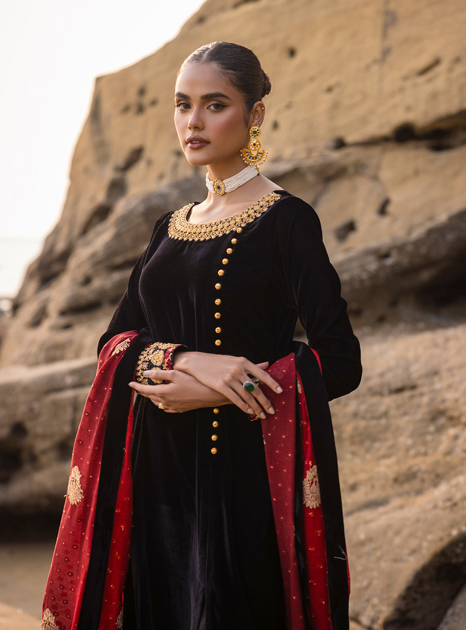 Zainab Chottani | Luxury Pret | LUNARA