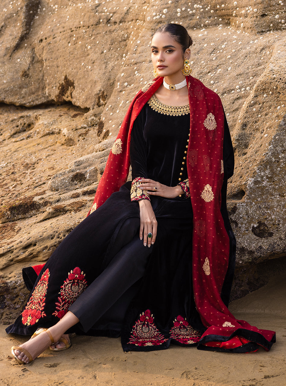 Zainab Chottani | Luxury Pret | LUNARA
