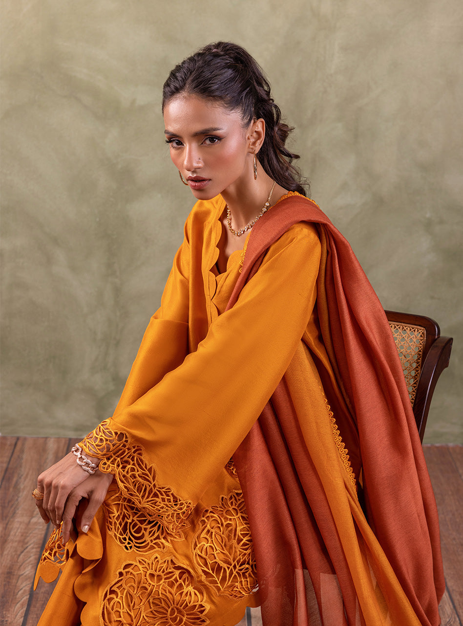 Zainab Chottani | Luxury Pret | BURNING AMBER