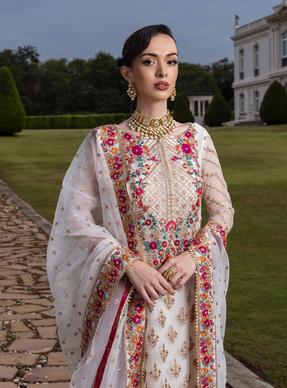 Zainab Chottani | Wedding Festive 24 | Trésor