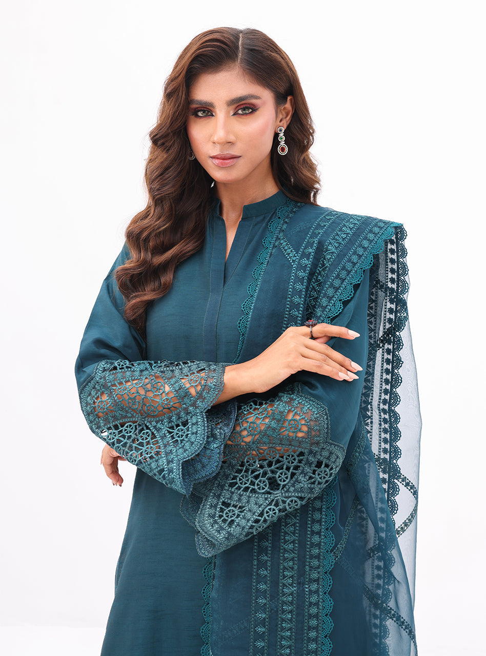 Zainab Chottani | Luxury Pret | MYSTIQUE SYMPHONY