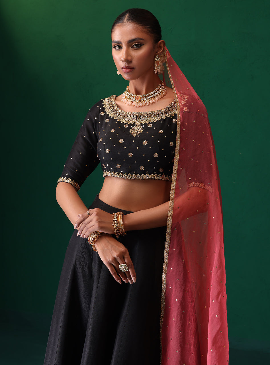 Zainab Chottani | Semi Formals | ARASIH