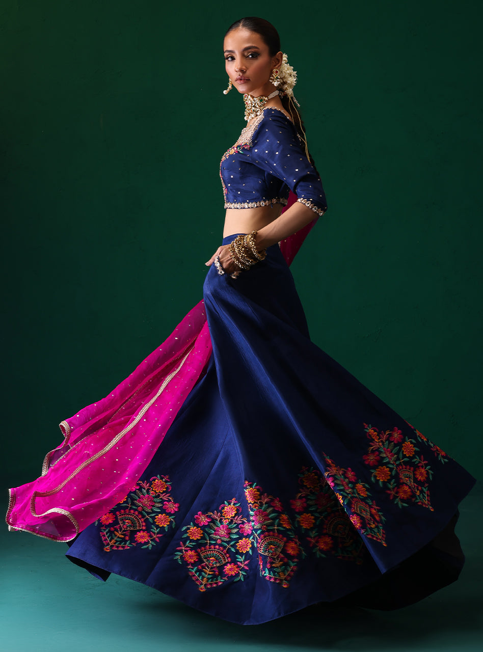 Zainab Chottani | Semi Formals | ZURIA