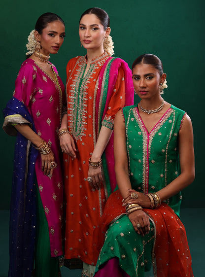 Zainab Chottani | Semi Formals | GULNOOR