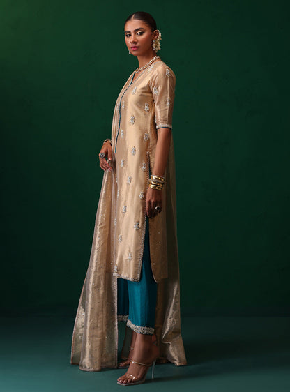 Zainab Chottani | Semi Formals | ERENA