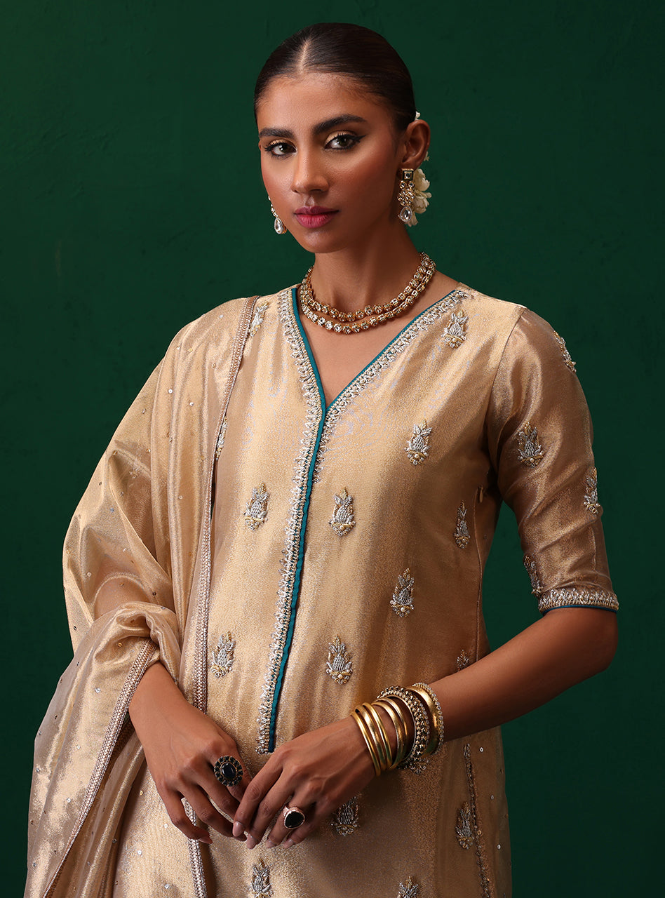 Zainab Chottani | Semi Formals | ERENA