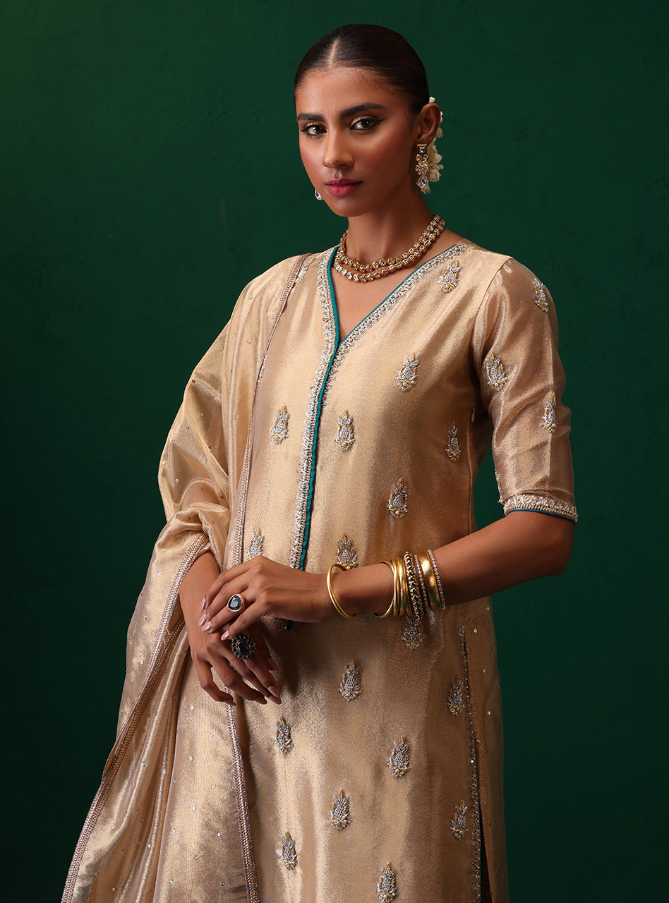 Zainab Chottani | Semi Formals | ERENA