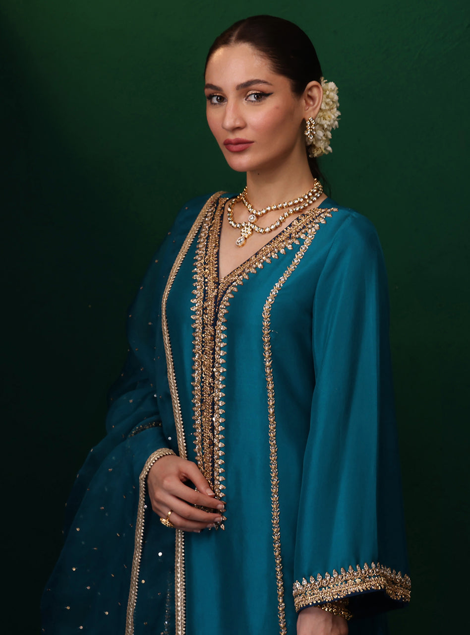 Zainab Chottani | Semi Formals | DERYA