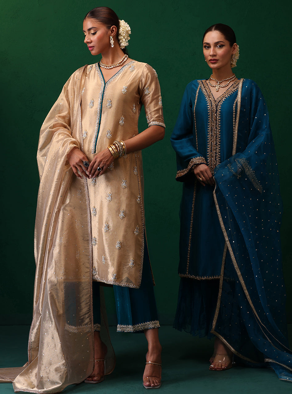 Zainab Chottani | Semi Formals | DERYA