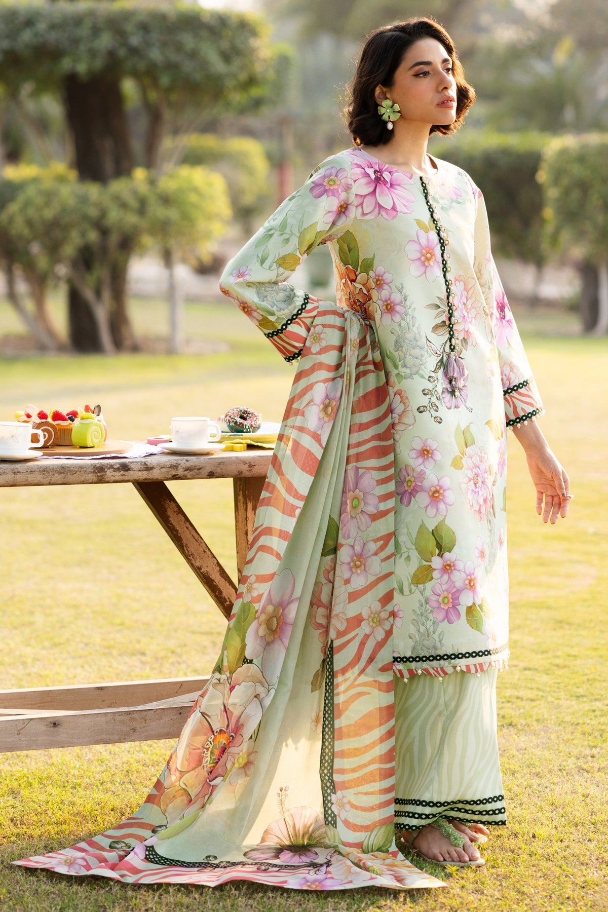 Alizeh | Sheen Lawn Prints 25 | AF-PL-6034-Cleo