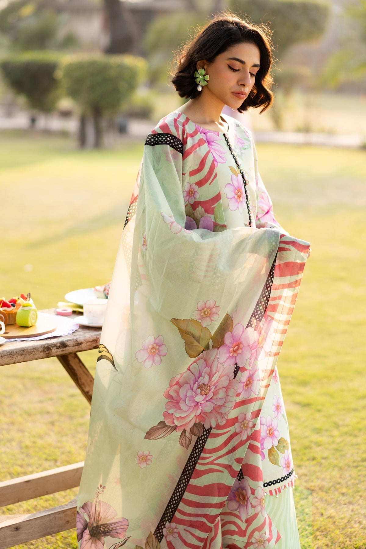 Alizeh | Sheen Lawn Prints 25 | AF-PL-6034-Cleo